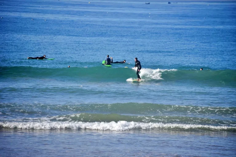 Group surfing course on Taghazout beach